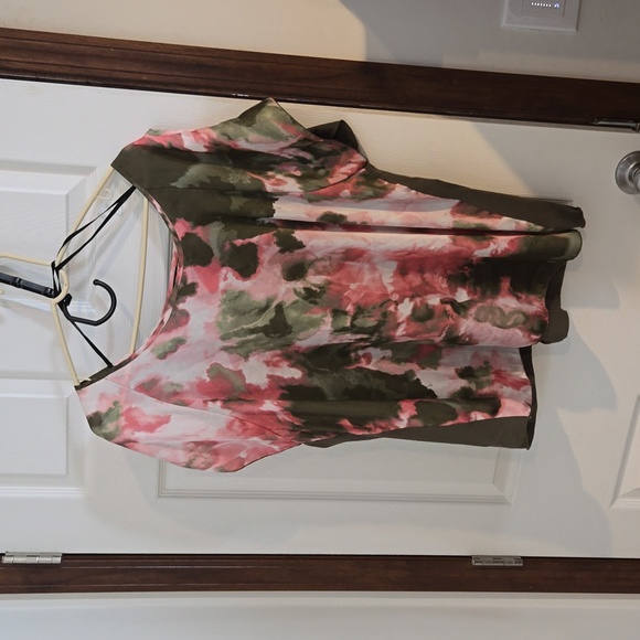 torrid Tops - Torrid size one cold shoulder